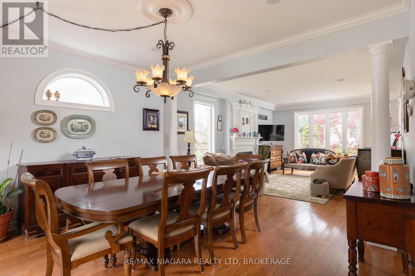 8056 Cathedral Drive, Niagara Falls, Ontario  L2H 2Z2 - Photo 8 - X13703606