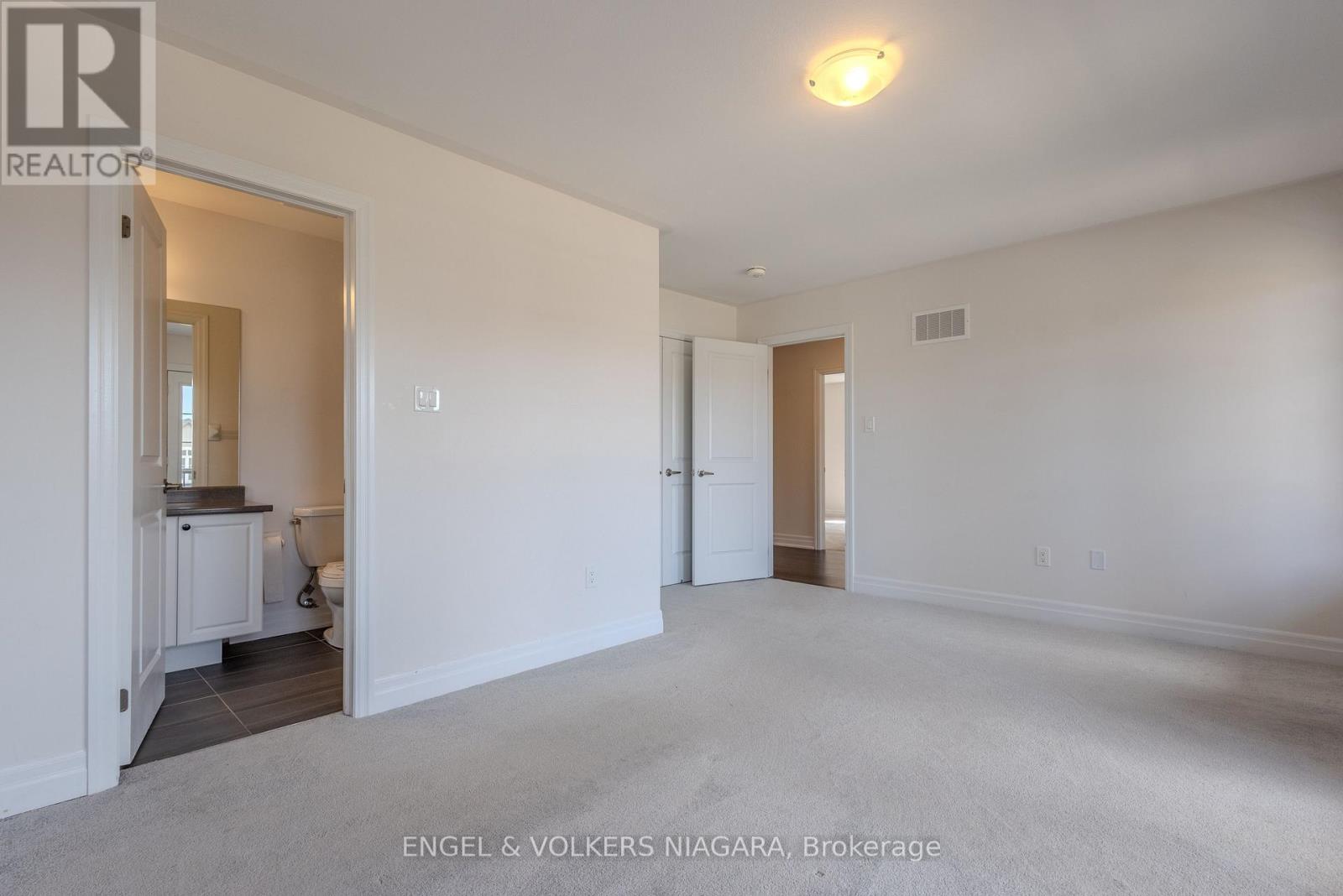 9218 White Oak Avenue, Niagara Falls, Ontario  L2G 0E9 - Photo 19 - X13703950