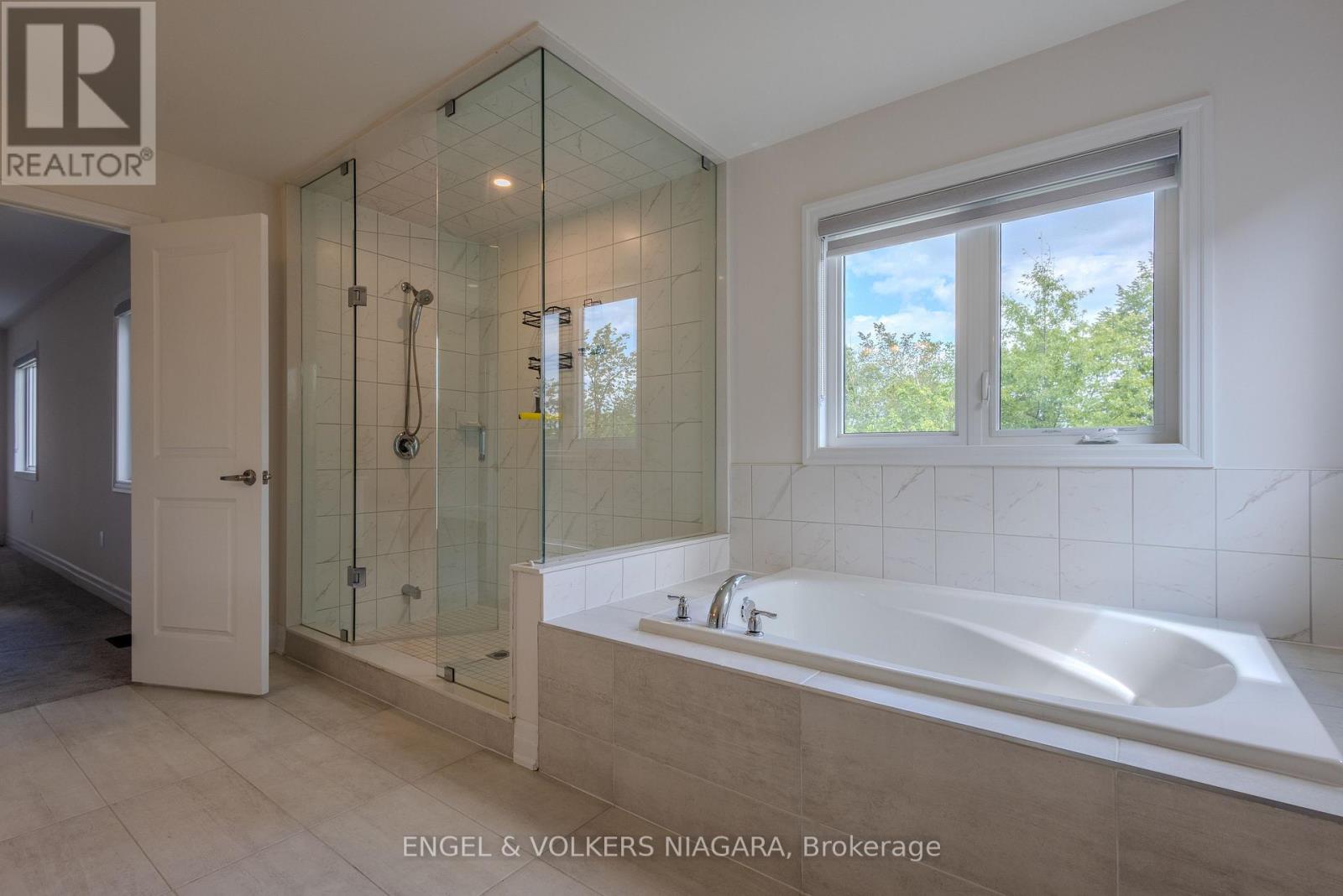 9218 White Oak Avenue, Niagara Falls, Ontario  L2G 0E9 - Photo 26 - X13703950