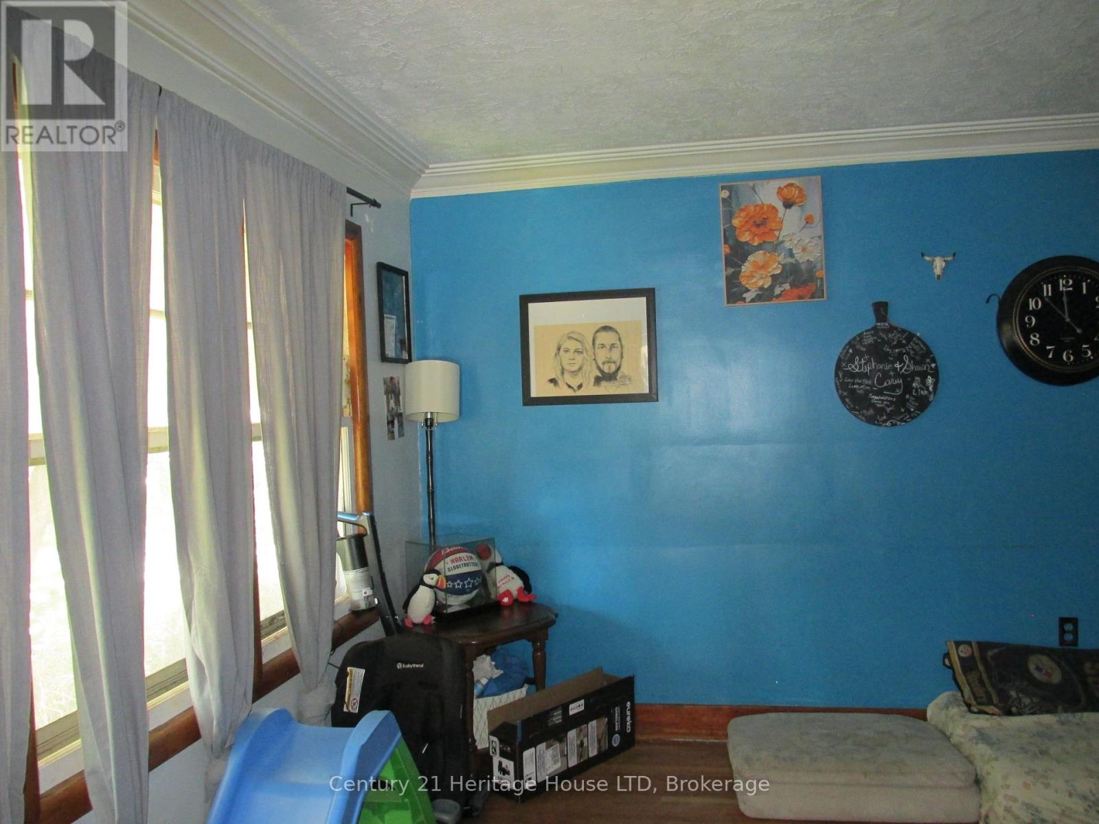 3 Melba Road, St. Catharines, Ontario  L2M 4P5 - Photo 5 - X13704918