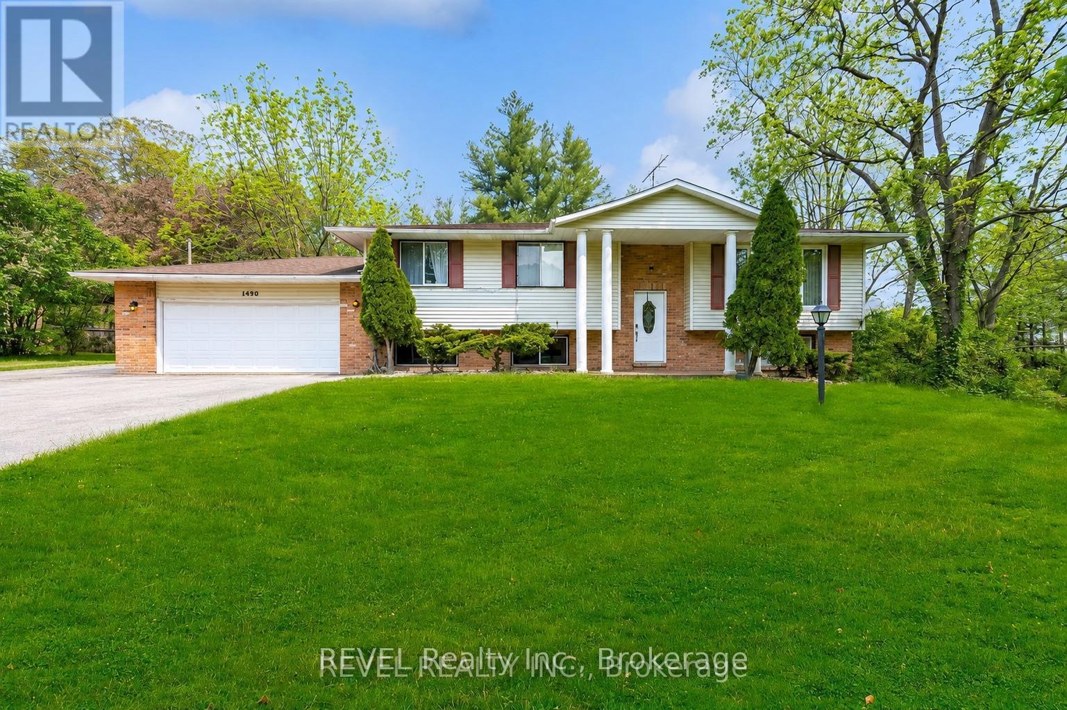 1490 York Road, Niagara-On-The-Lake, Ontario  L0S 1P0 - Photo 1 - X13706692