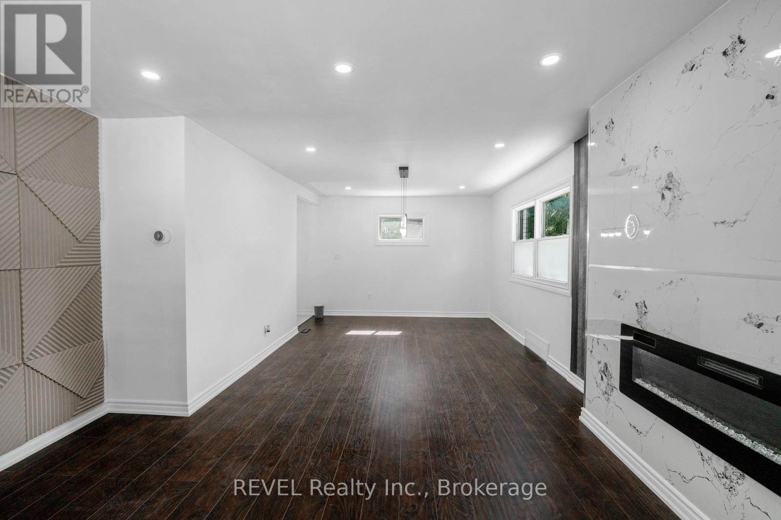 4830 Fourth Avenue, Niagara Falls, Ontario  L2E 4P1 - Photo 3 - X13706768