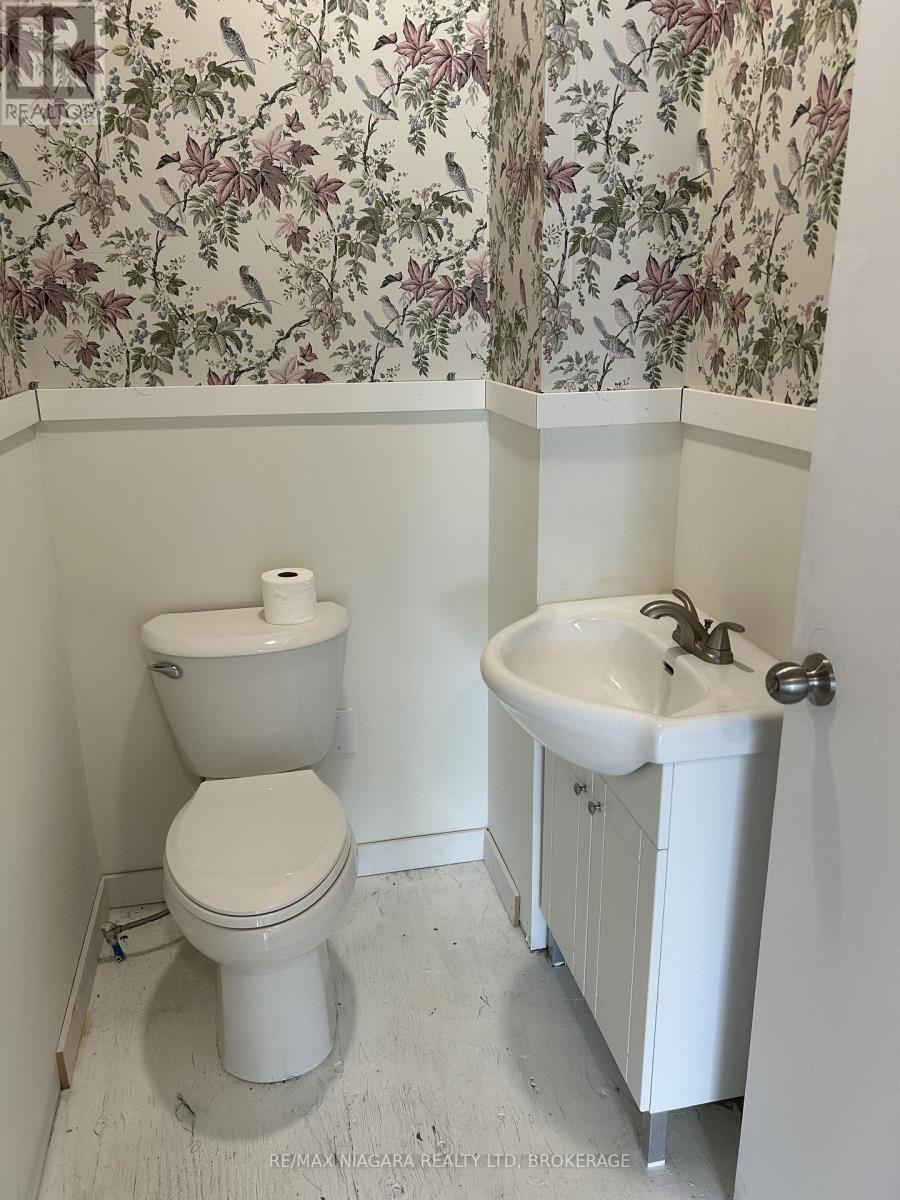 1 - 335 Wellington Street, Port Colborne, Ontario  L3K 2K4 - Photo 4 - X13707562