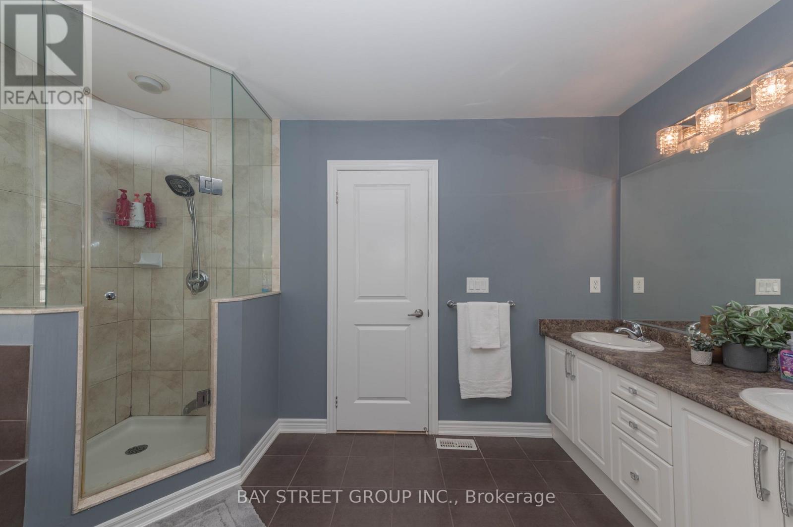 116 Winterberry Boulevard, Thorold, Ontario  L2V 0B5 - Photo 18 - X13708924
