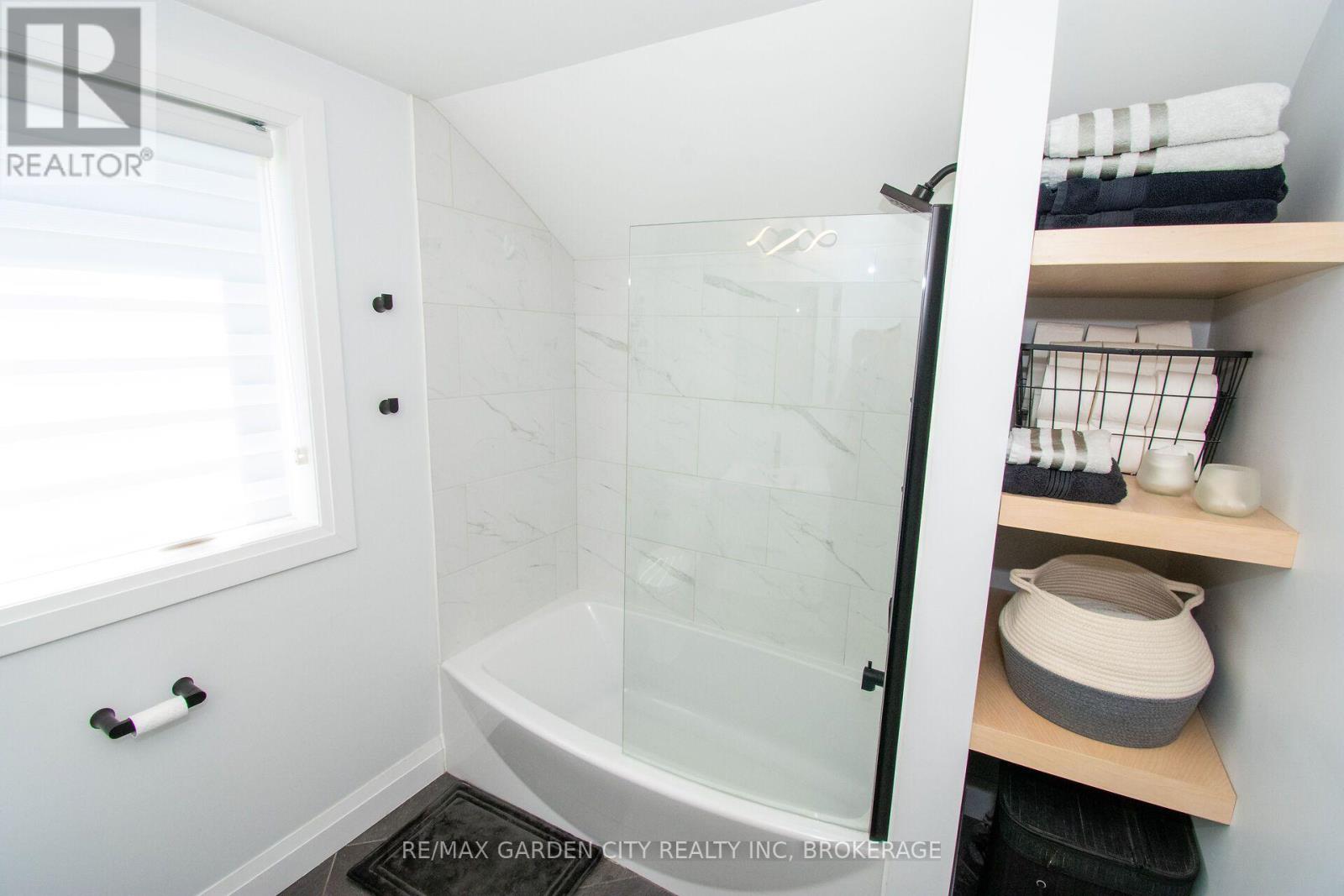 256 Scholfield Avenue S, Welland, Ontario  L3B 1N7 - Photo 26 - X13709318