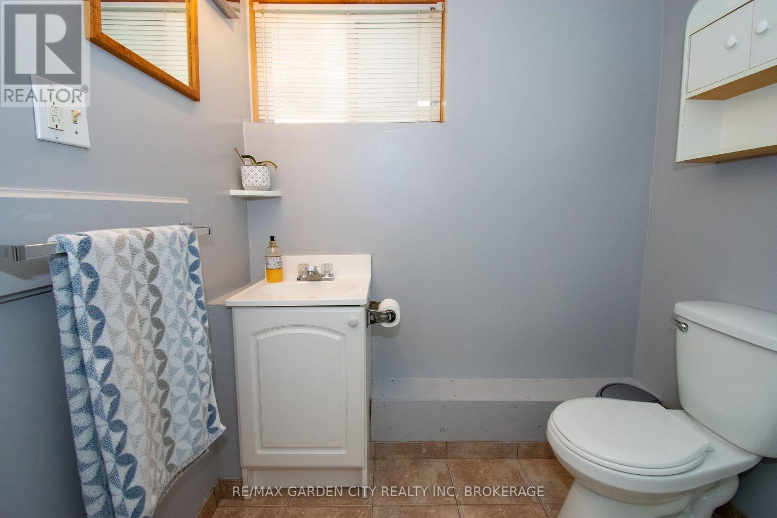 256 Scholfield Avenue S, Welland, Ontario  L3B 1N7 - Photo 31 - X13709318