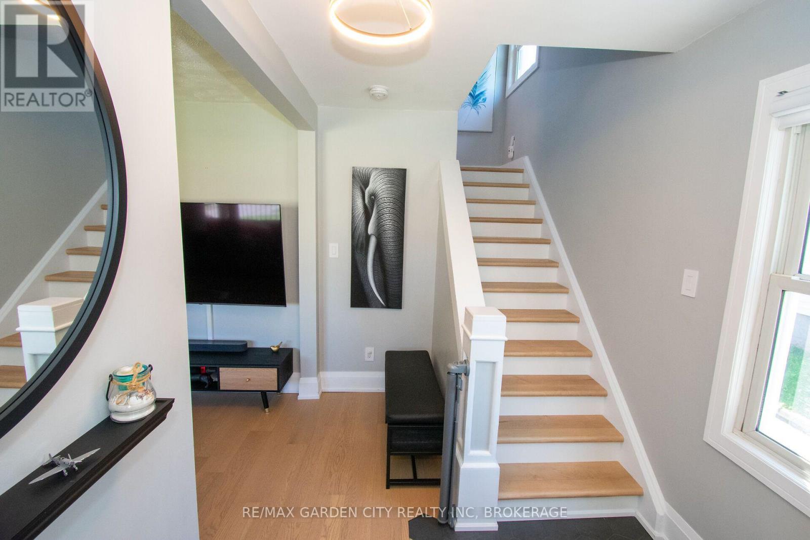 256 Scholfield Avenue S, Welland, Ontario  L3B 1N7 - Photo 6 - X13709318