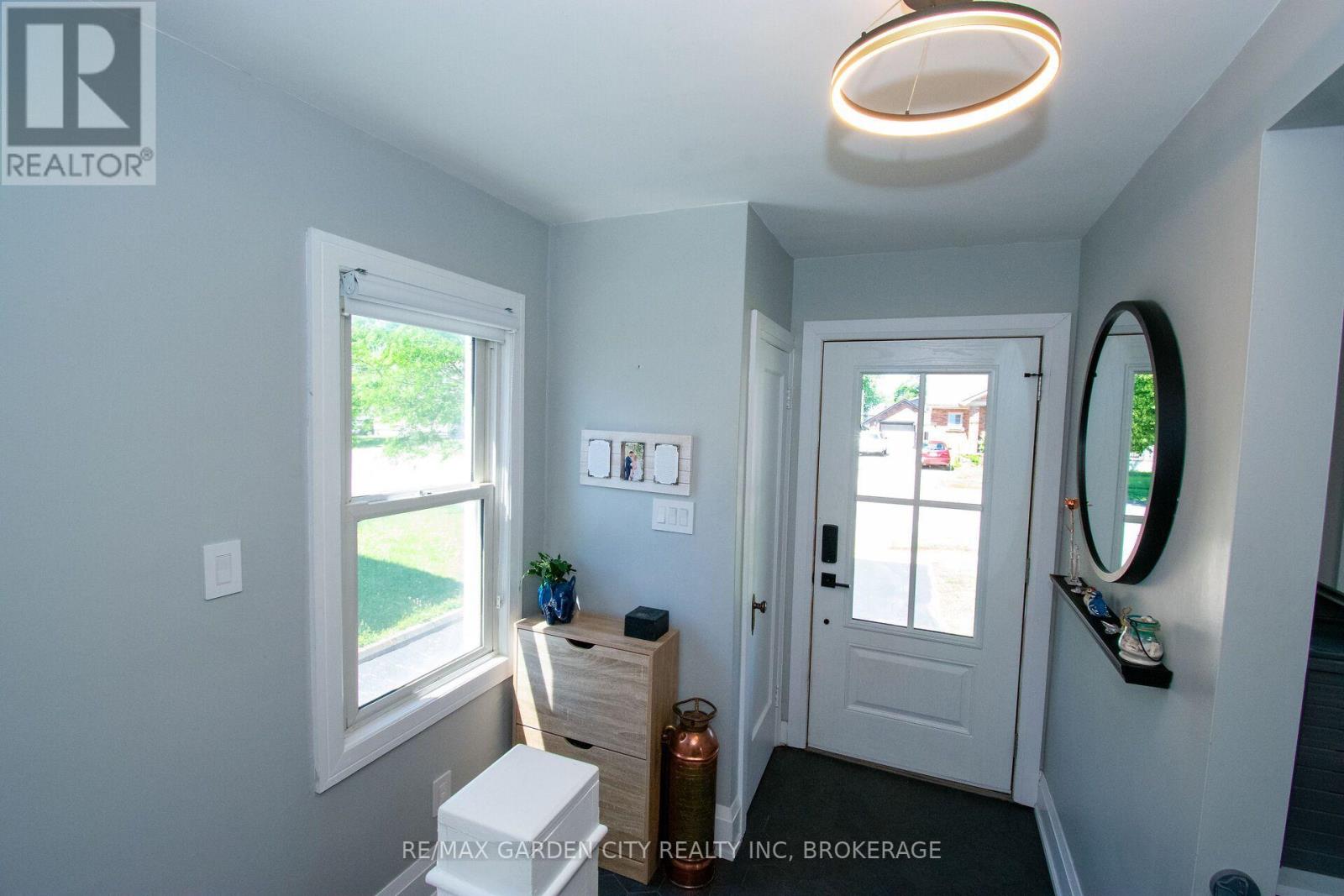 256 Scholfield Avenue S, Welland, Ontario  L3B 1N7 - Photo 8 - X13709318