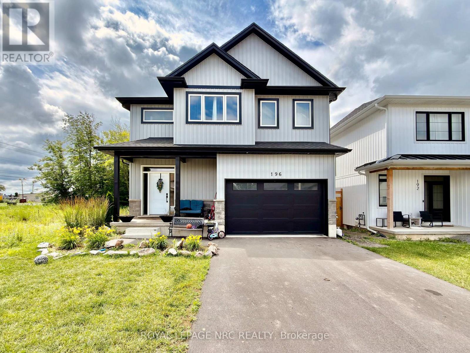 196 Hodgkins Avenue, Thorold, Ontario  L2V 0M6 - Photo 1 - X13709514