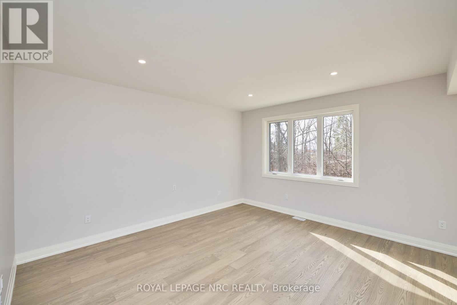 196 Hodgkins Avenue, Thorold, Ontario  L2V 0M6 - Photo 5 - X13709514