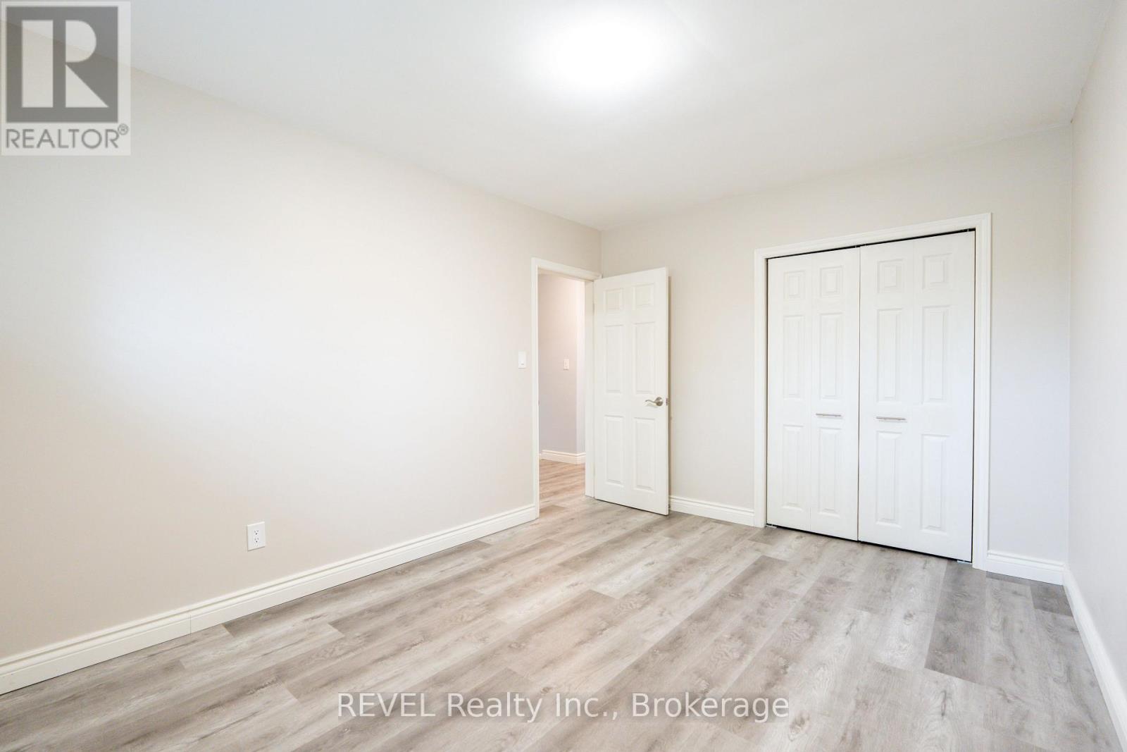 4480 Queensway Gardens, Niagara Falls, Ontario  L2E 6P7 - Photo 15 - X13709710