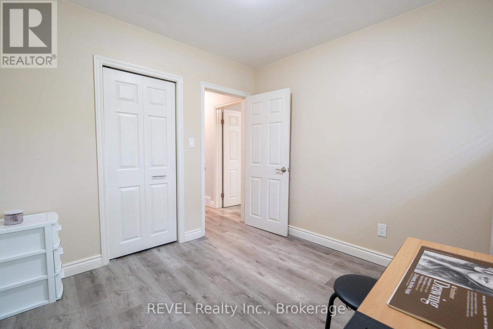 4480 Queensway Gardens, Niagara Falls, Ontario  L2E 6P7 - Photo 17 - X13709710