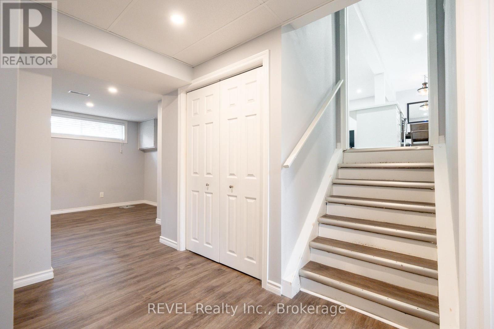 4480 Queensway Gardens, Niagara Falls, Ontario  L2E 6P7 - Photo 18 - X13709710