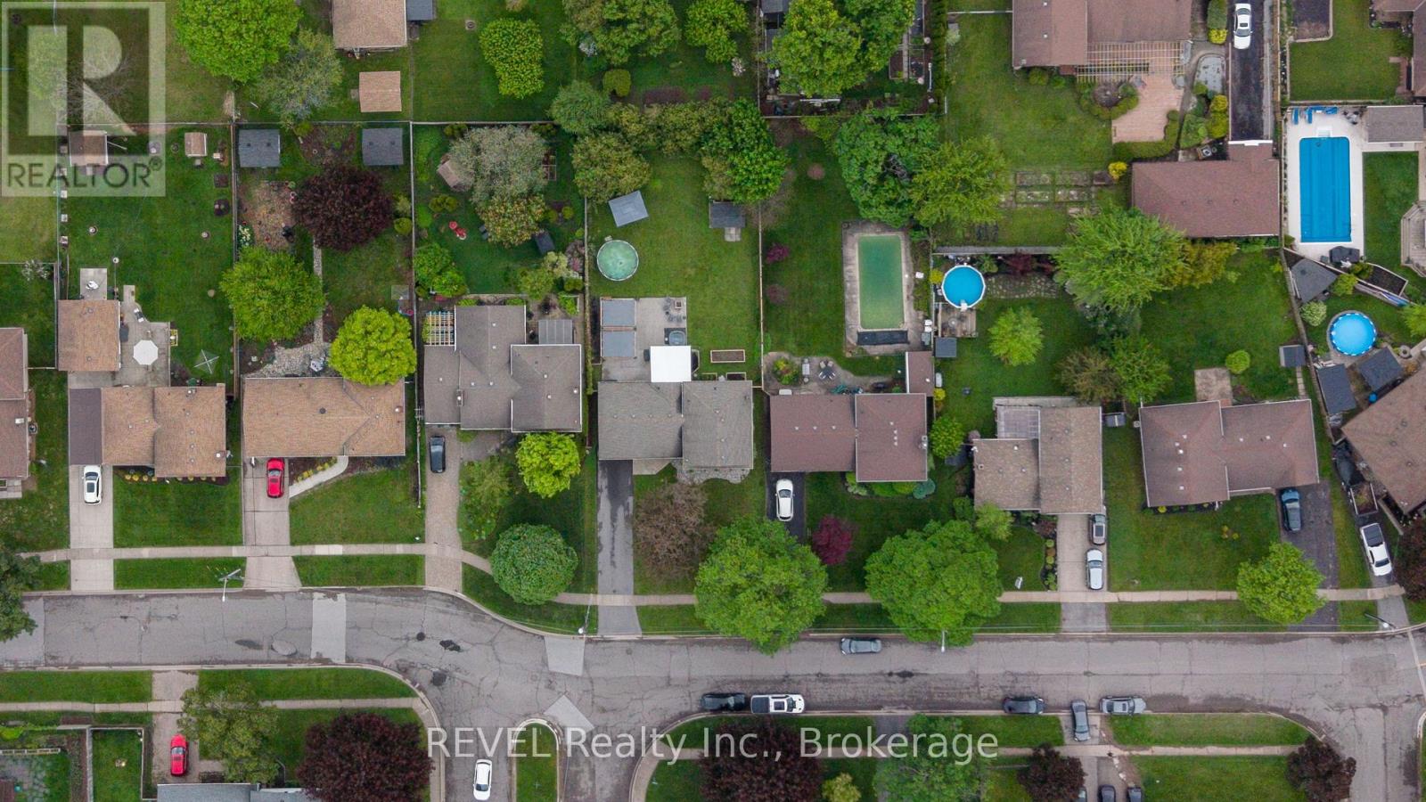 4480 Queensway Gardens, Niagara Falls, Ontario  L2E 6P7 - Photo 37 - X13709710