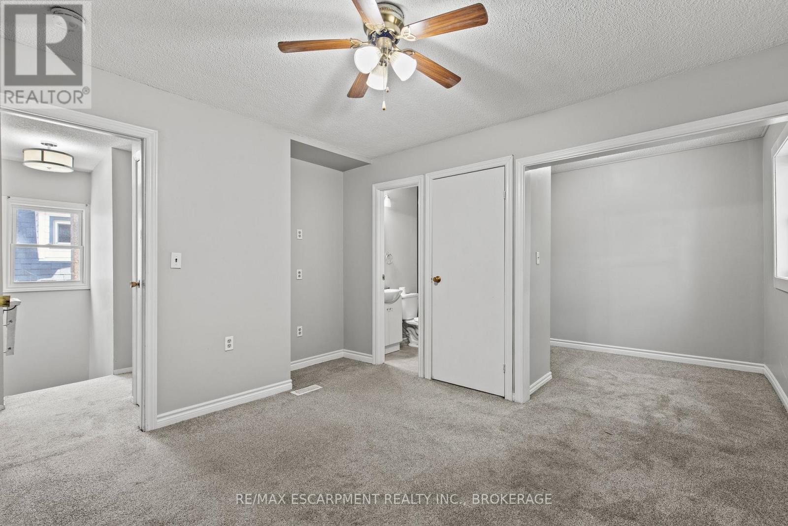 Upper - 15 Mccormick Street, Welland, Ontario  L3C 4L8 - Photo 11 - X13710254