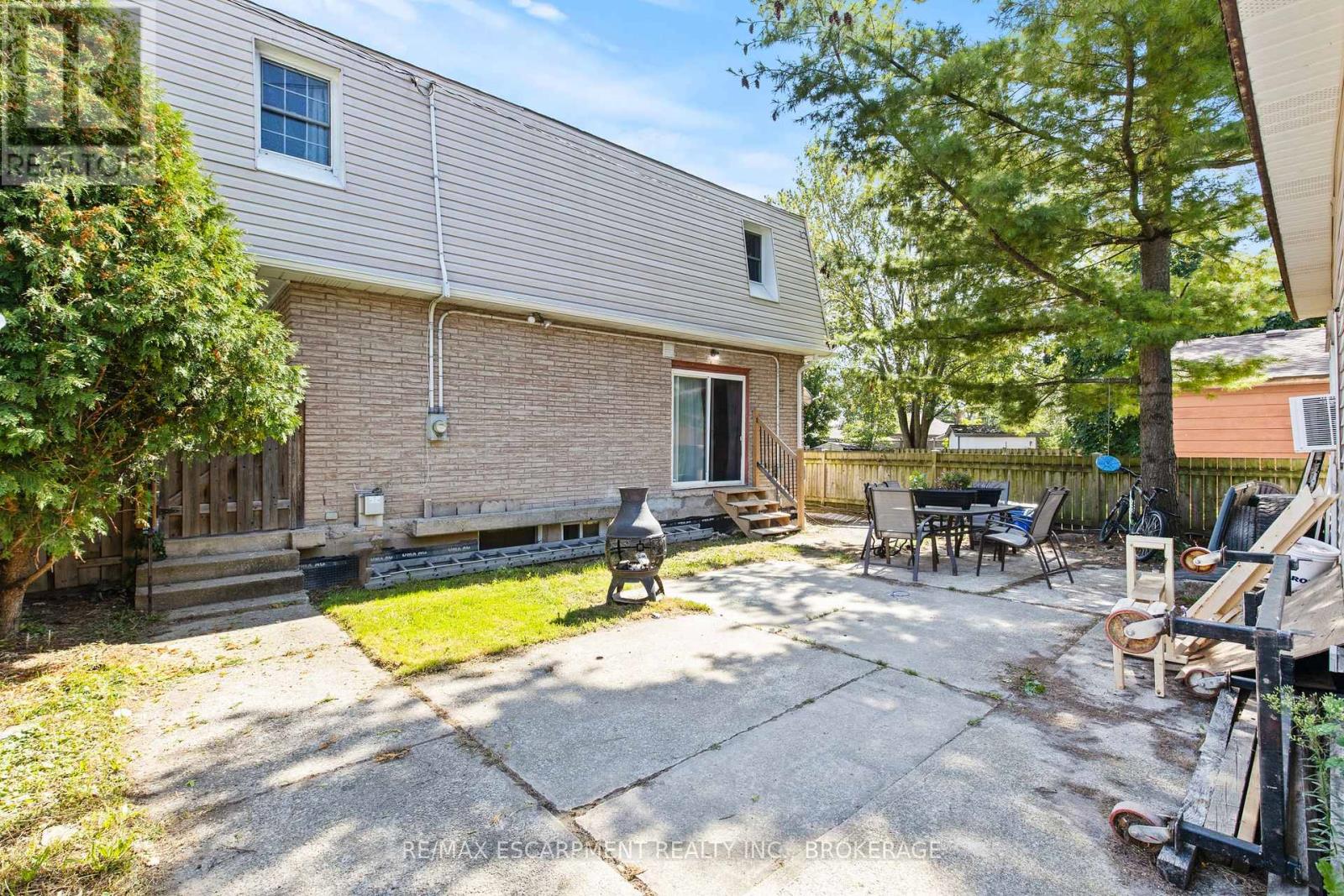 Upper - 15 Mccormick Street, Welland, Ontario  L3C 4L8 - Photo 17 - X13710254