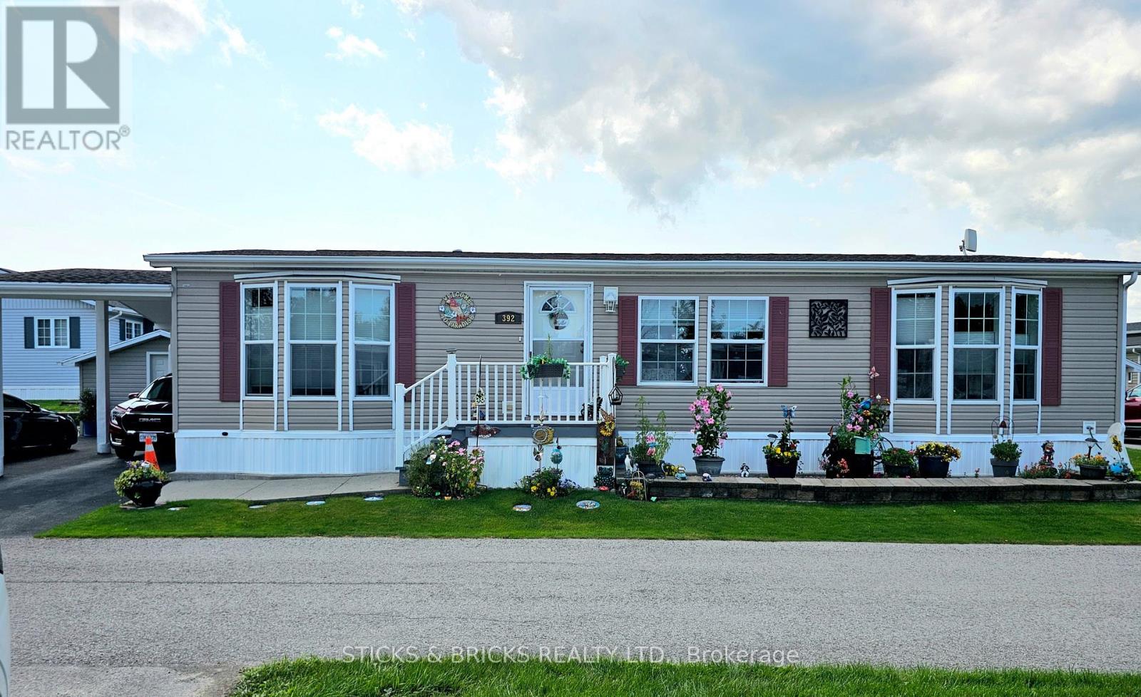 392 - 3033 Townline Road, Fort Erie, Ontario  L0S 1S1 - Photo 1 - X13710590