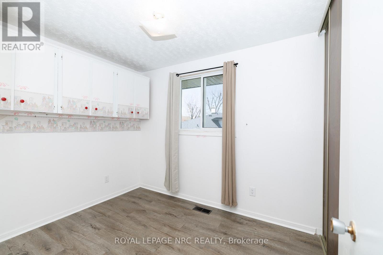 8 Kerwin Gate, St. Catharines, Ontario  L2N 4J8 - Photo 10 - X13710648