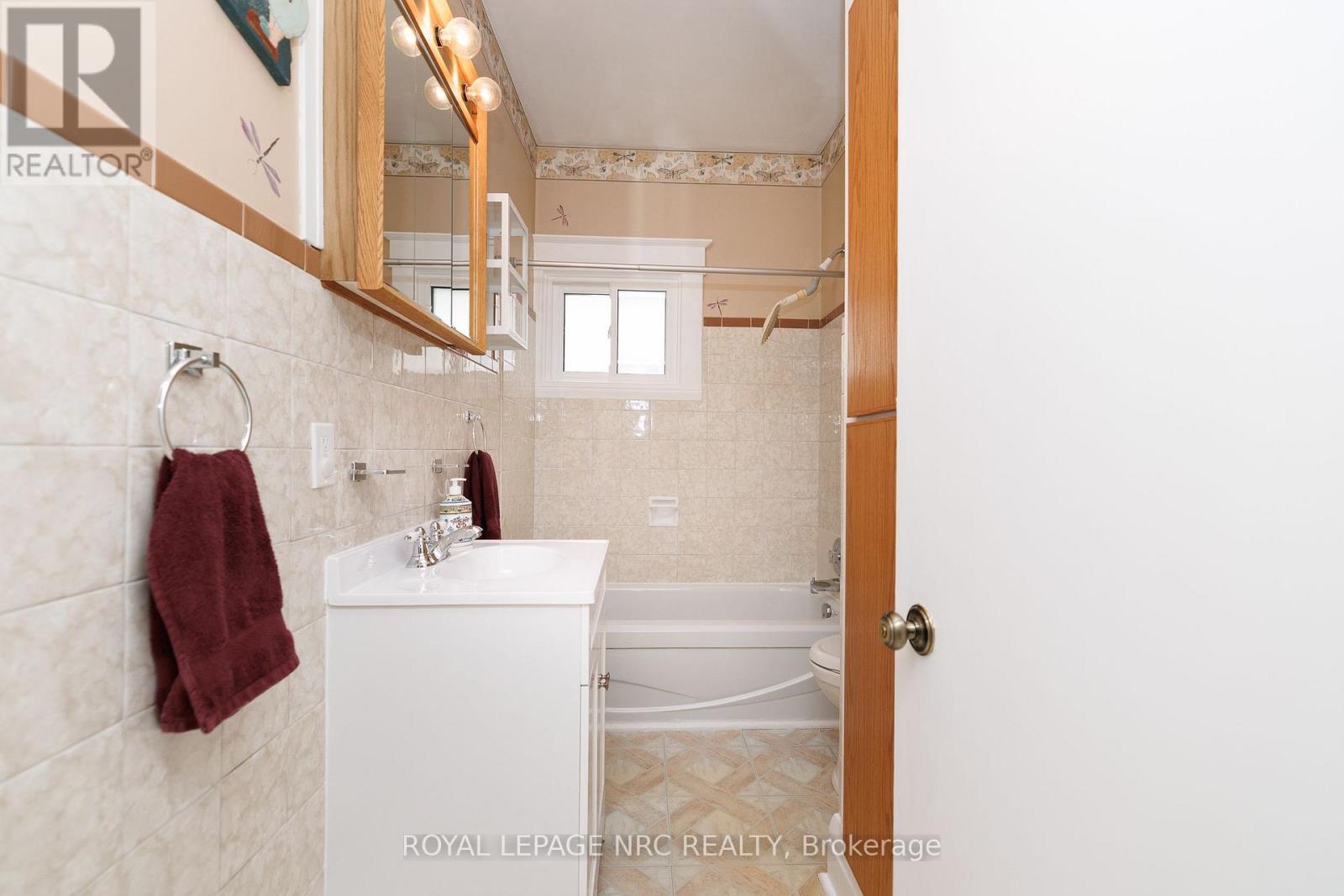 40 St. Patrick Street, St. Catharines, Ontario  L2R 1K1 - Photo 19 - X13710764