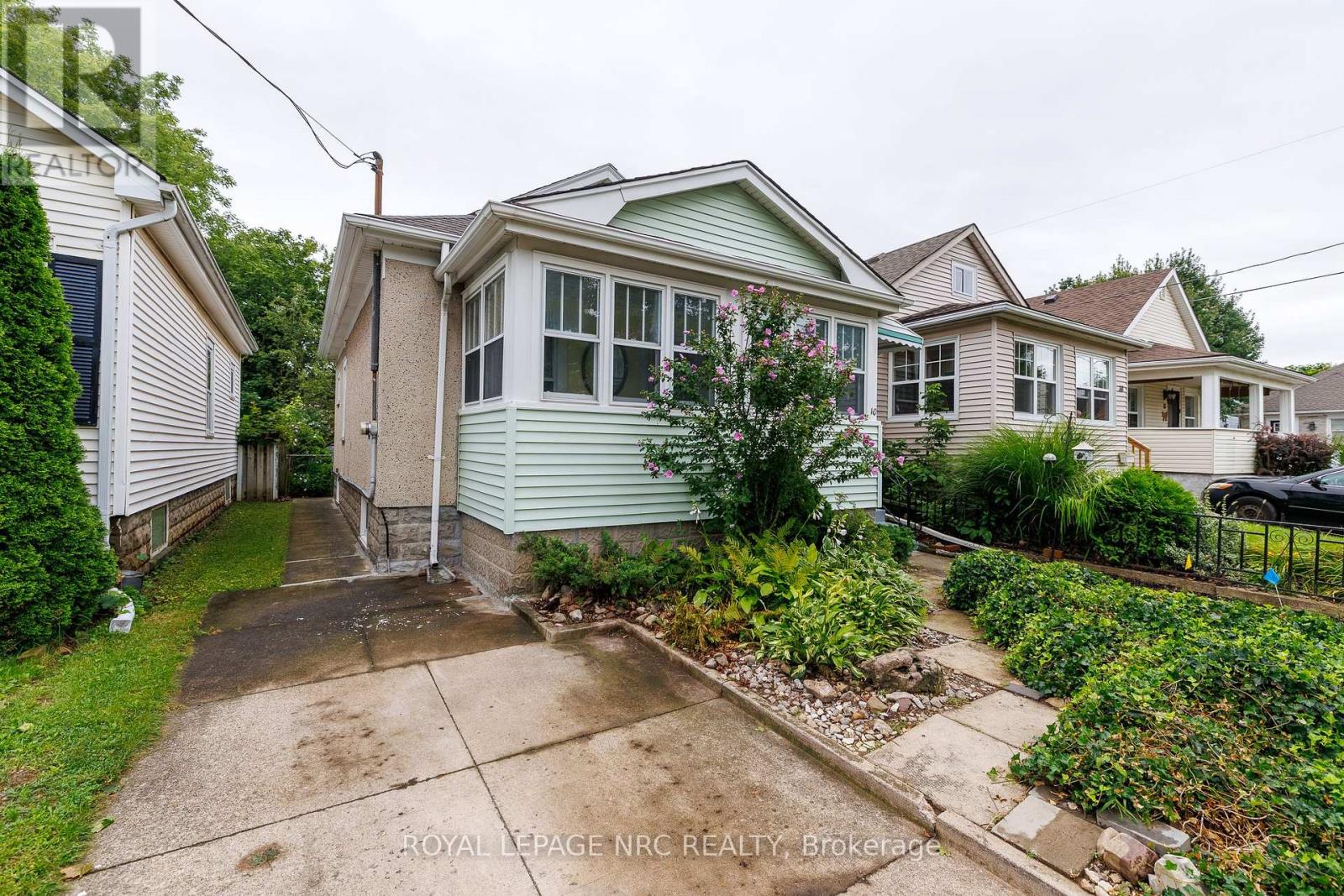 40 St. Patrick Street, St. Catharines, Ontario  L2R 1K1 - Photo 2 - X13710764