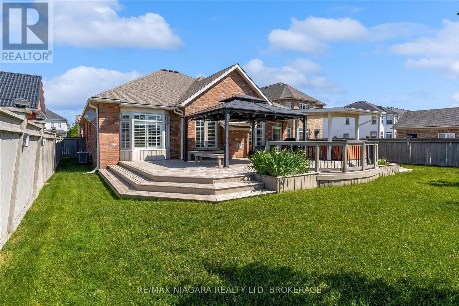 404 Wright Crescent, Niagara-On-The-Lake, Ontario  L0S 1J0 - Photo 1 - X13712270