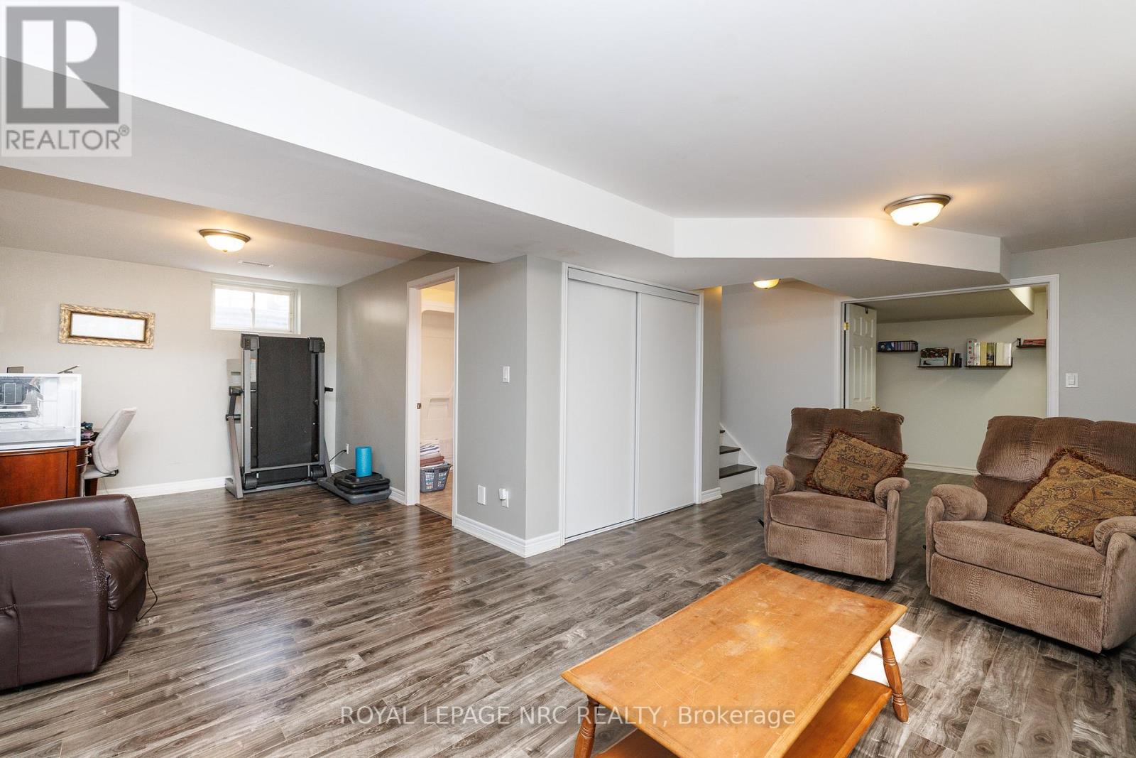 16 Leonard Drive, St. Catharines, Ontario  L2S 3V2 - Photo 17 - X13714040