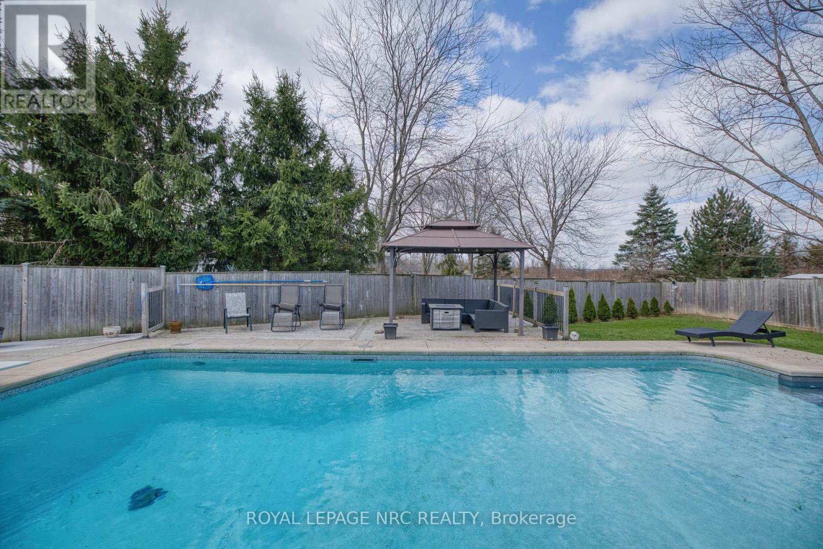 16 Leonard Drive, St. Catharines, Ontario  L2S 3V2 - Photo 28 - X13714040
