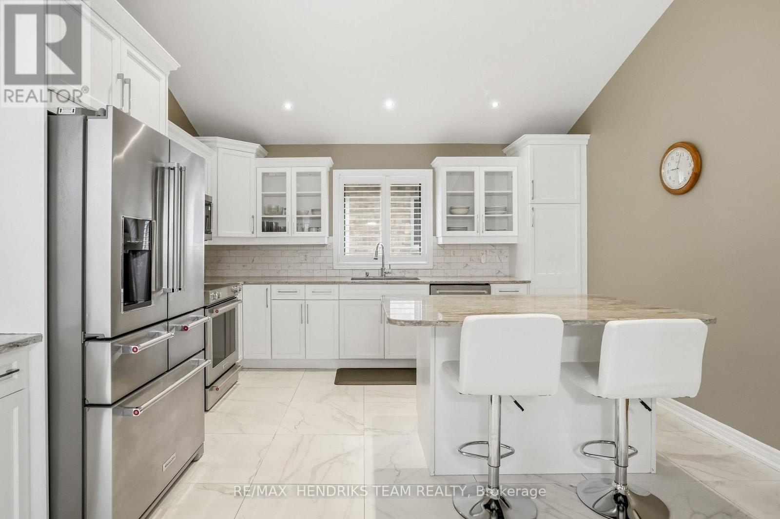 17 First Street Louth, St. Catharines, Ontario  L2W 1C7 - Photo 7 - X13714112