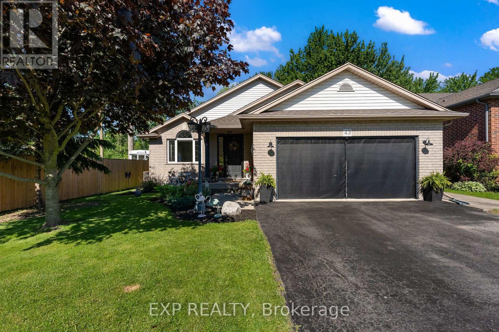 43 Thorold Avenue, Thorold, Ontario  L0S 1K0 - Photo 1 - X13714120