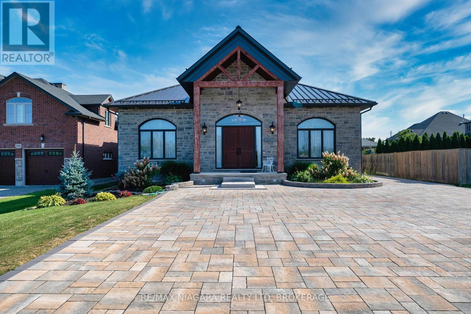 327 Queenston Road, Niagara-On-The-Lake, Ontario  L0S 1J0 - Photo 1 - X13714258