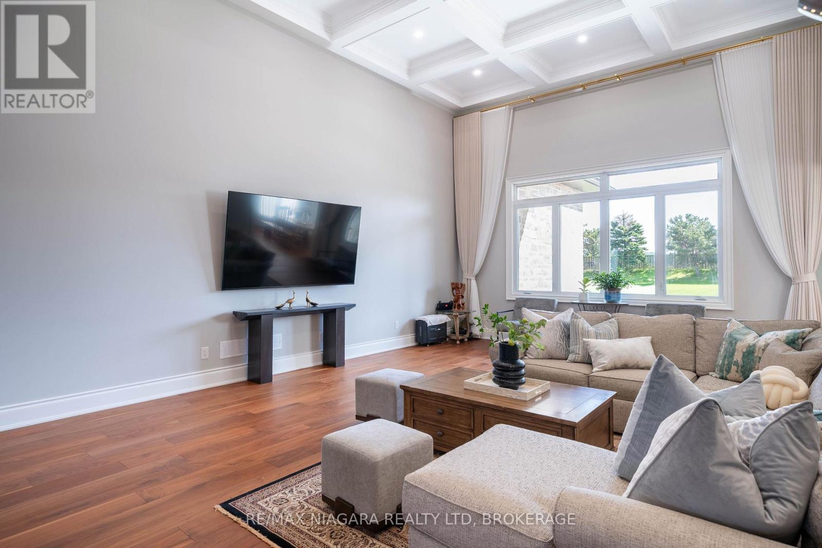 327 Queenston Road, Niagara-On-The-Lake, Ontario  L0S 1J0 - Photo 11 - X13714258