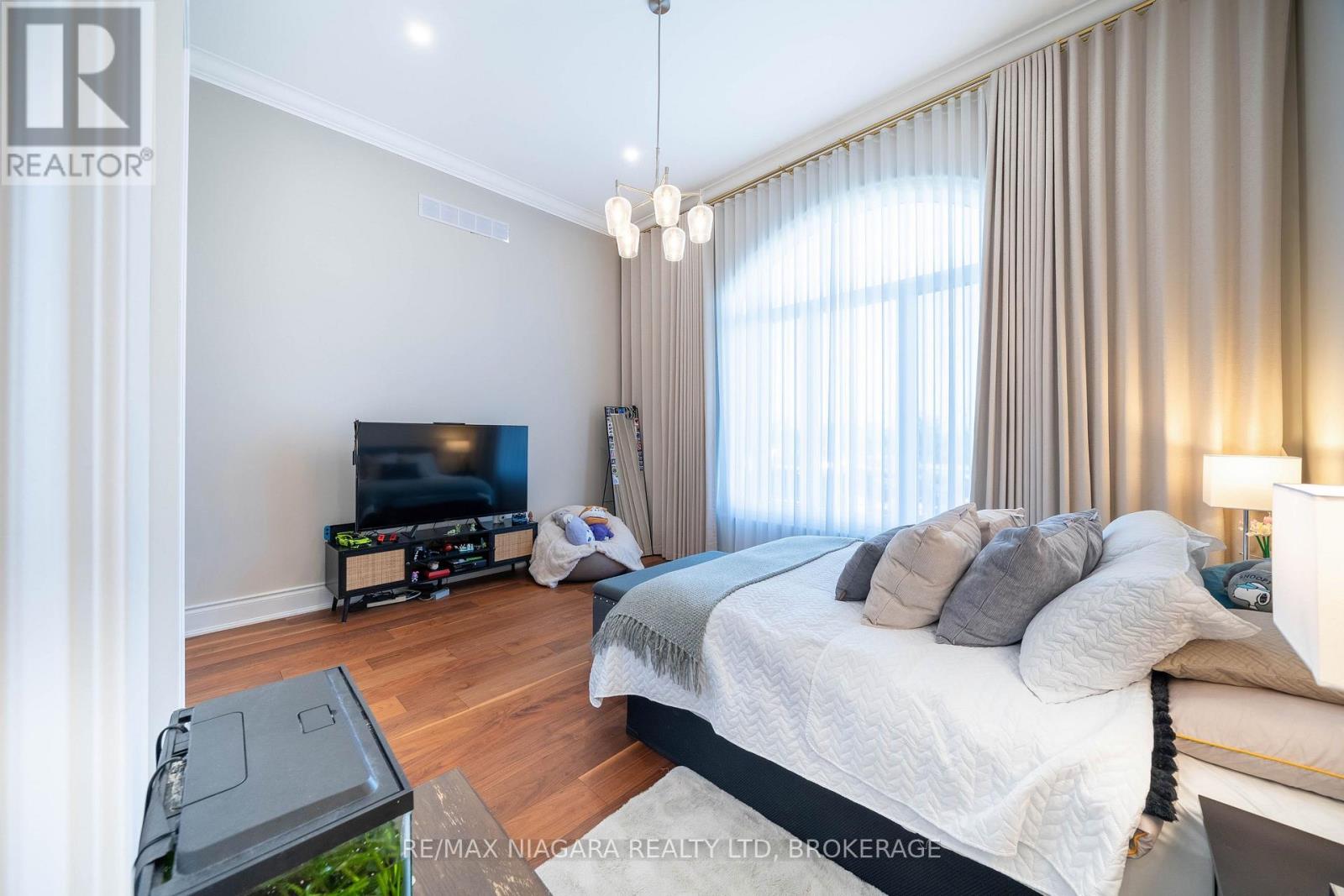 327 Queenston Road, Niagara-On-The-Lake, Ontario  L0S 1J0 - Photo 31 - X13714258