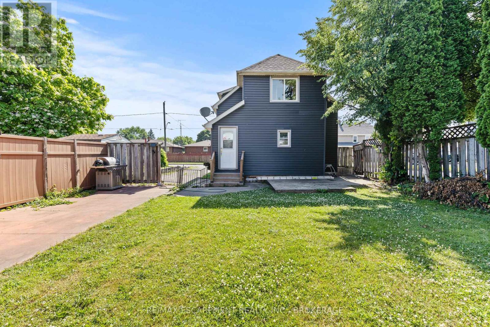Upper - 1 West Street N, Thorold, Ontario  L2V 2R8 - Photo 22 - X13714802