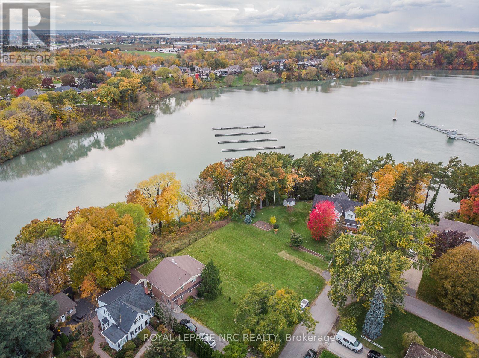 56b Henley Drive, St. Catharines, Ontario  L2N 4A9 - Photo 4 - X13715870