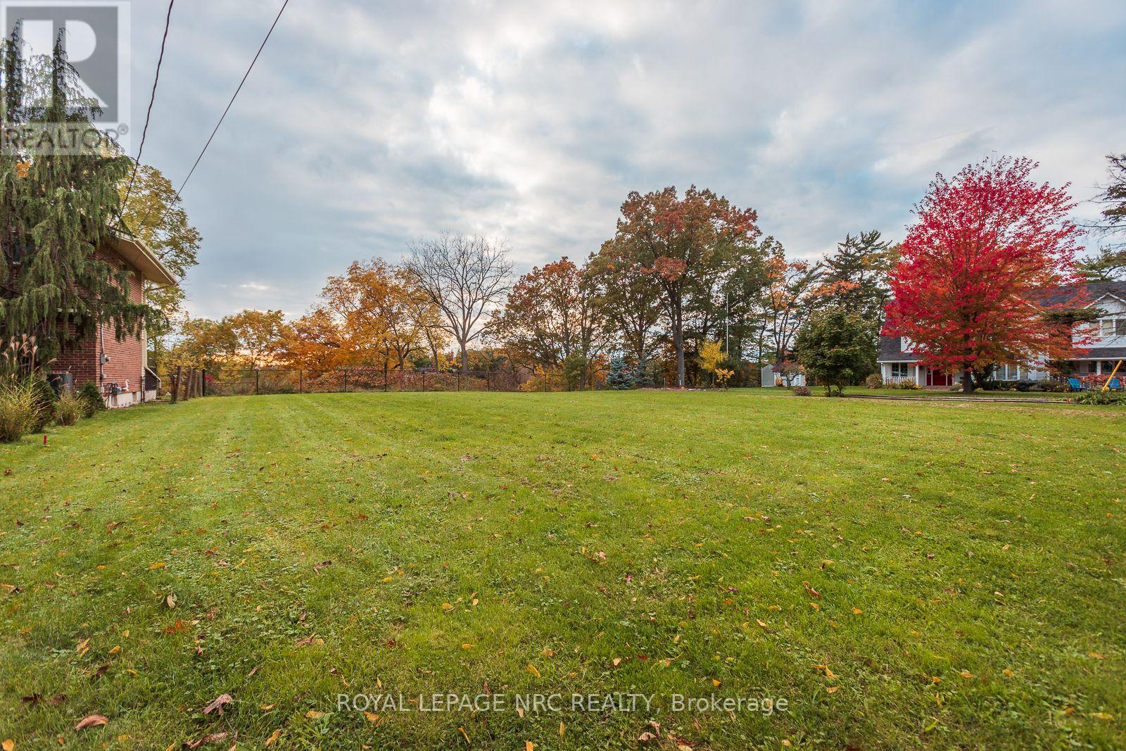 56b Henley Drive, St. Catharines, Ontario  L2N 4A9 - Photo 8 - X13715870