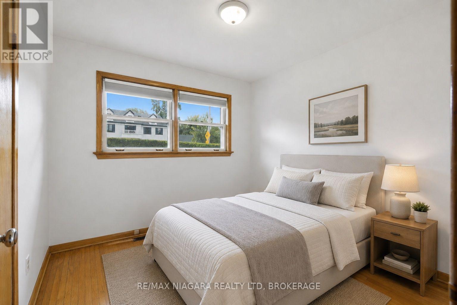 557 Mississagua Street, Niagara-On-The-Lake, Ontario  L0S 1J0 - Photo 18 - X13716104