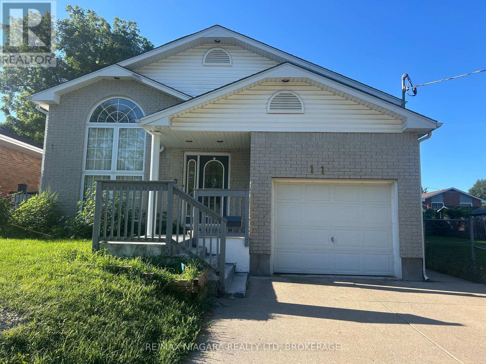 Unit # Main Floor - 11 Ursula Avenue, St. Catharines, Ontario  L2T 1S9 - Photo 1 - X13716870