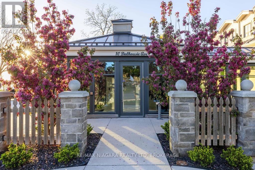 201 - 10 Dalhousie Avenue, St. Catharines, Ontario  L2N 4W4 - Photo 3 - X13717936