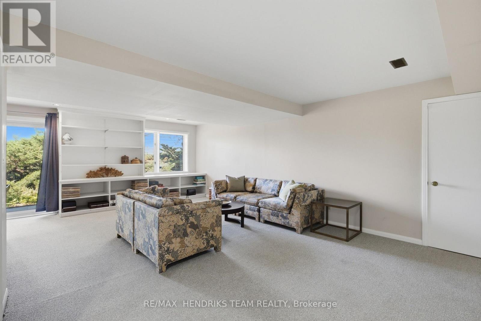 10 Vergorda Circle, St. Catharines, Ontario  L2T 2P2 - Photo 34 - X13718080