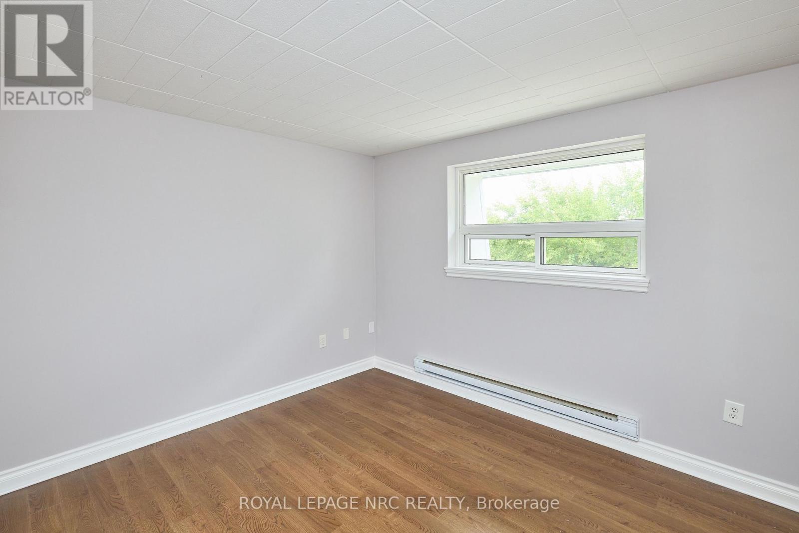 11 - 98 Woodlawn Road, Welland, Ontario  L3C 3J5 - Photo 15 - X13718576