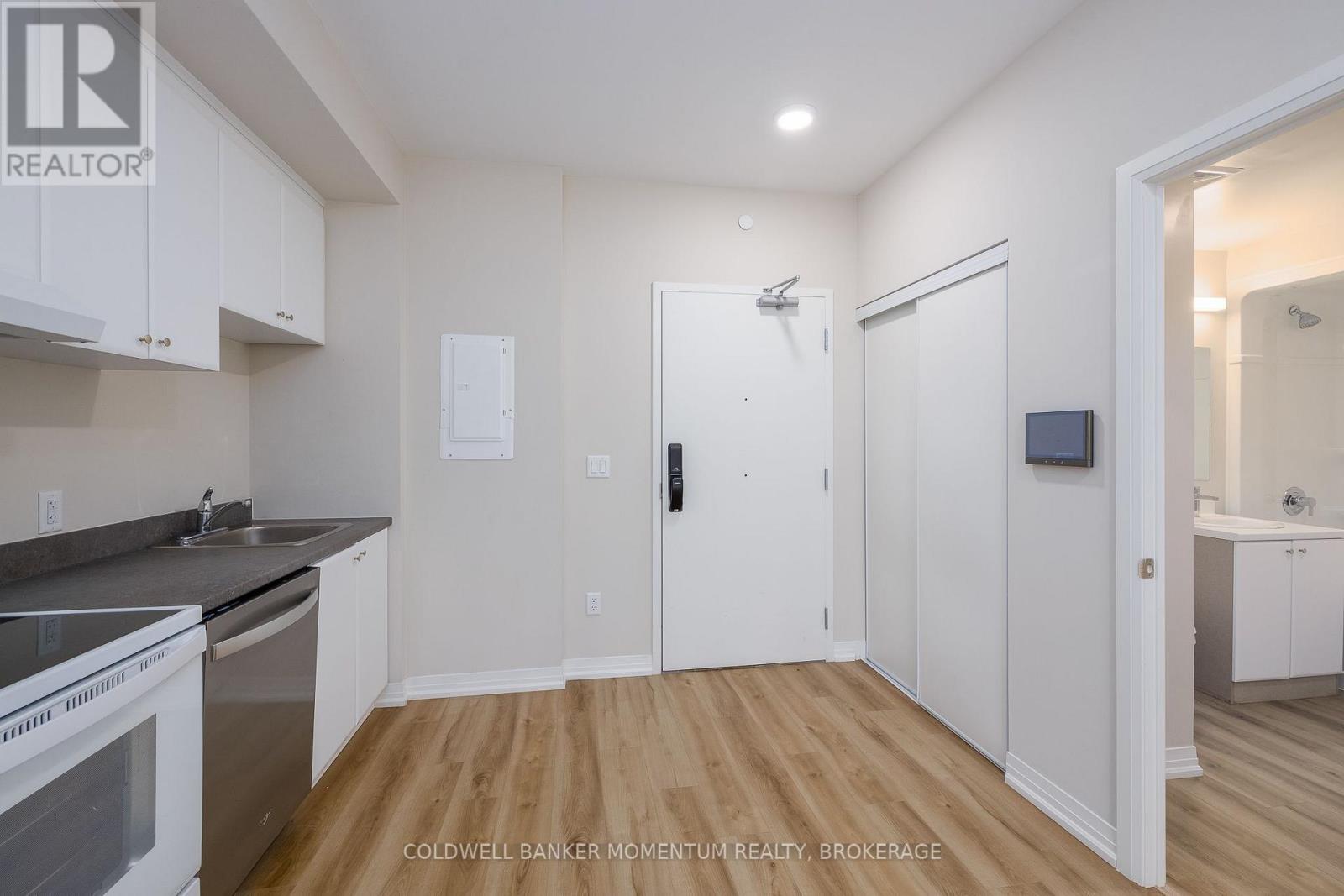 108 - 50 Herrick Avenue, St. Catharines, Ontario  L2P 2T9 - Photo 5 - X13718954