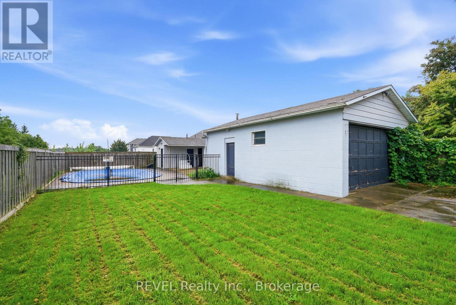 2324 Centre Street, Thorold, Ontario  L0S 1A0 - Photo 10 - X13719580