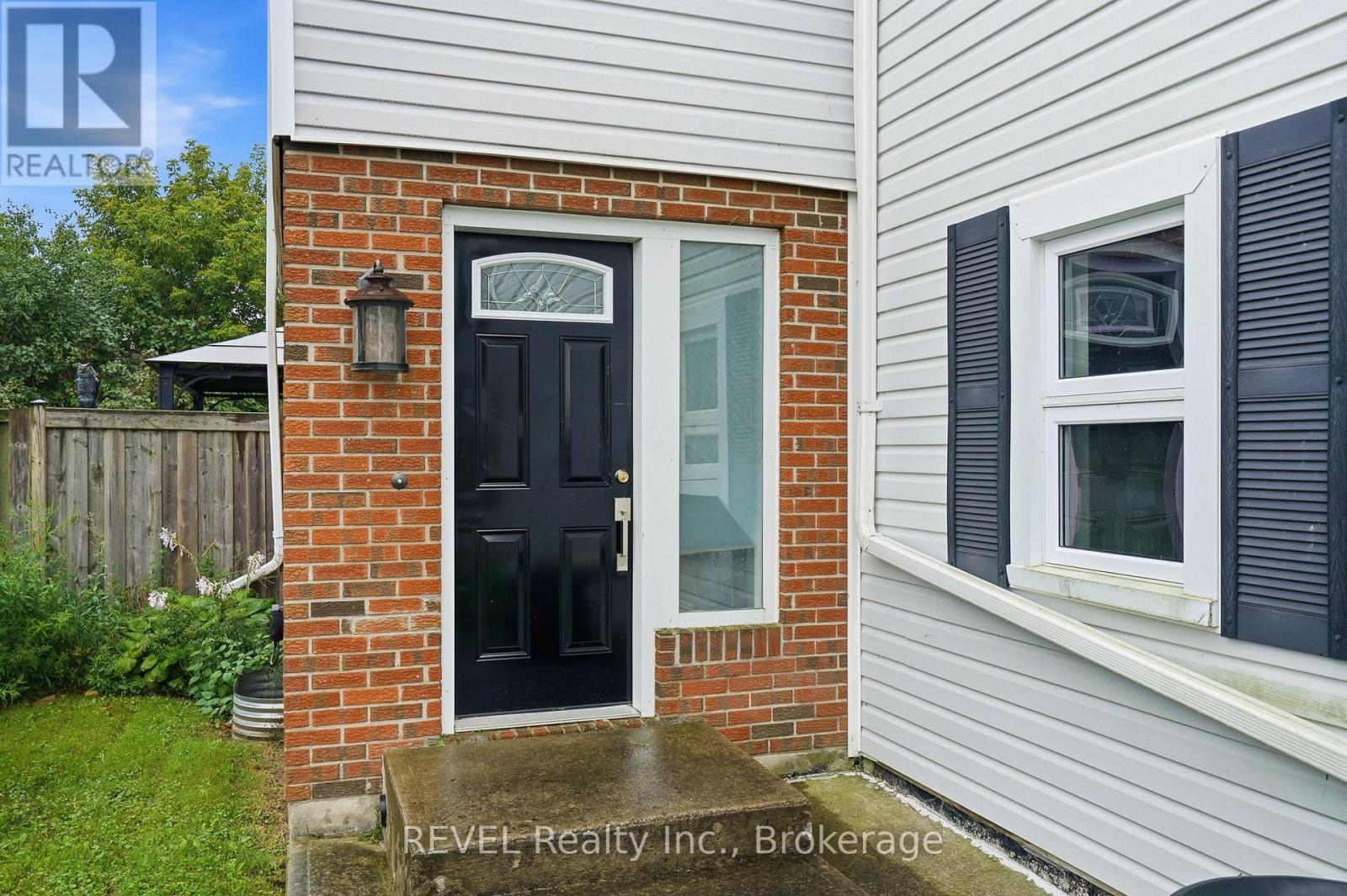 2324 Centre Street, Thorold, Ontario  L0S 1A0 - Photo 5 - X13719580