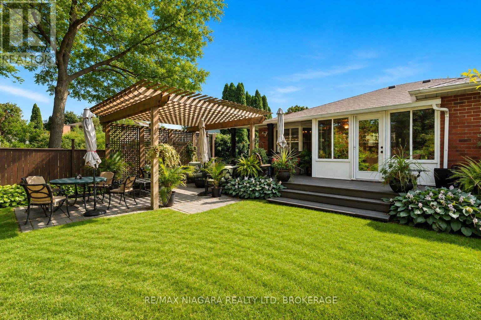 54 The Promenade, Niagara-On-The-Lake, Ontario  L0R 1J0 - Photo 4 - X13720322