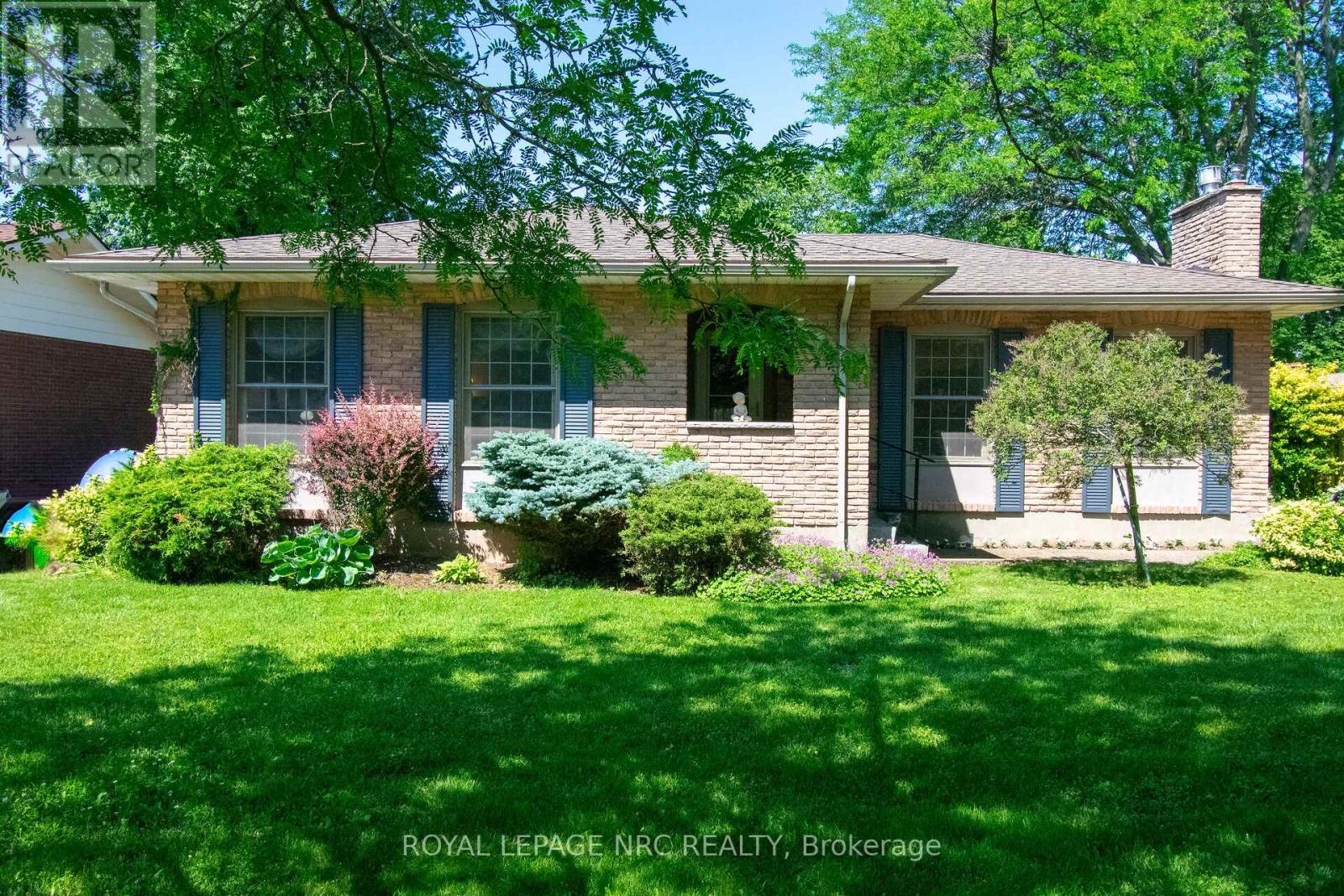 34 Woodington Place, Welland, Ontario  L3C 2J2 - Photo 1 - X13720484