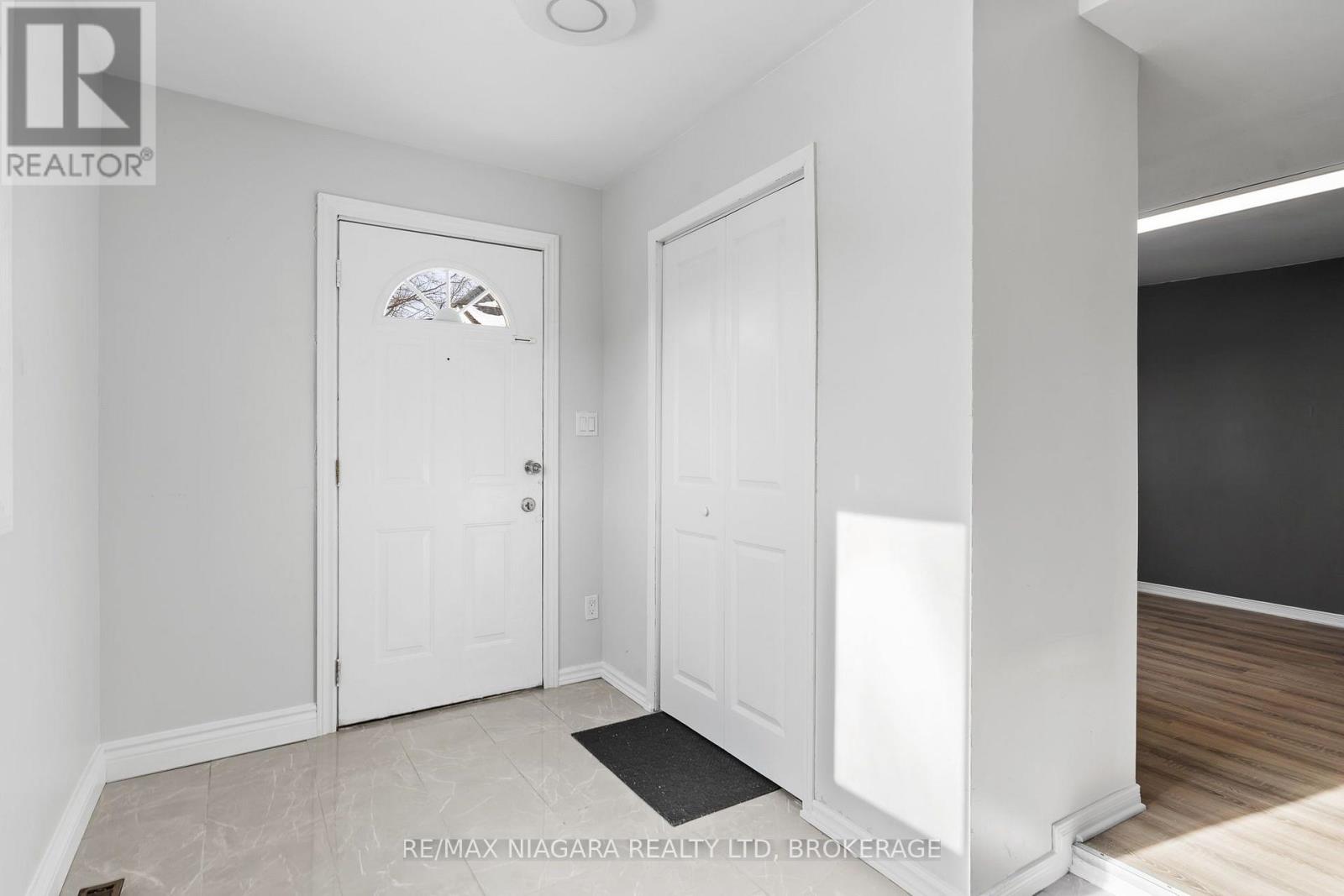 1 - 115 Kinnear Street, Port Colborne, Ontario  L3K 1A8 - Photo 3 - X13720724