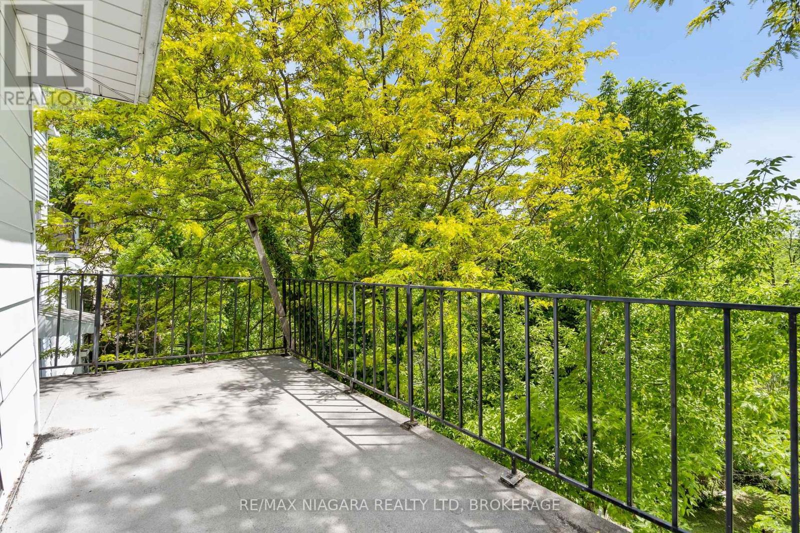 Upper - 73 Hillview Road, St. Catharines, Ontario  L2S 1S8 - Photo 13 - X13720736