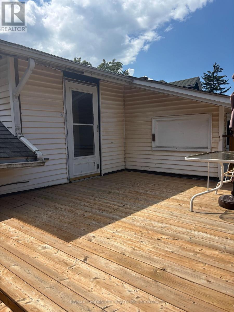 3 - 6165 Barker Street, Niagara Falls, Ontario  L2G 1Y5 - Photo 2 - X13720764
