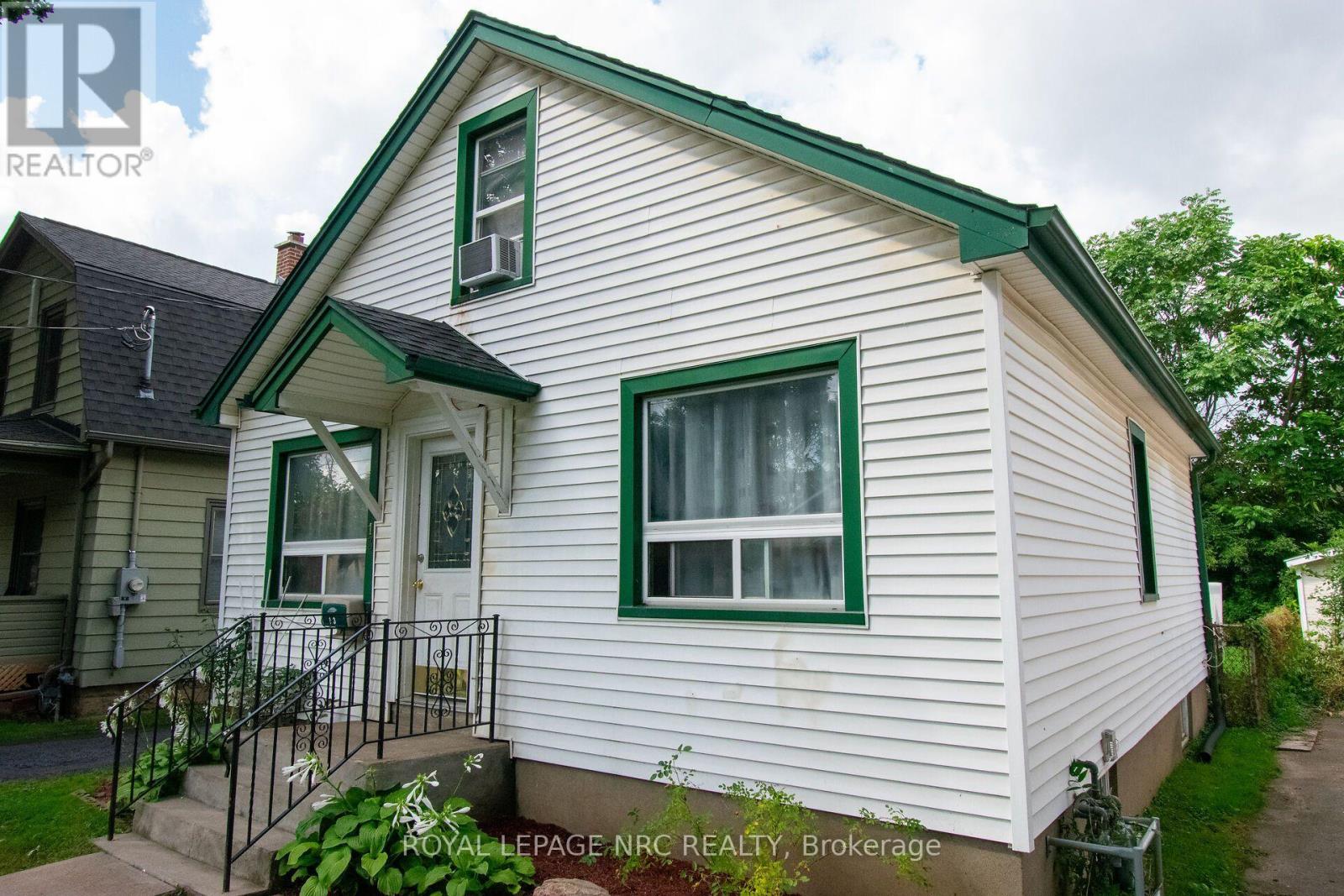 13 Mildred Avenue, St. Catharines, Ontario  L2R 6H9 - Photo 41 - X13720998