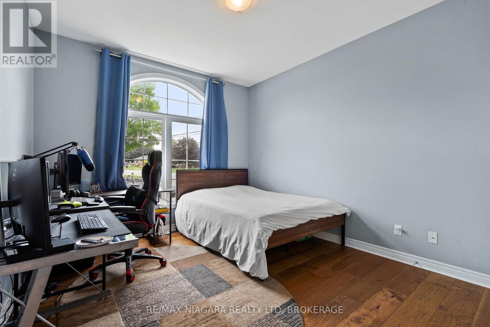255 Lakeshore Road, St. Catharines, Ontario  L2M 1R9 - Photo 17 - X13721242